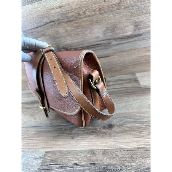 1990s Dooney and Bourke Equestrian shoulder bag - Picture 5 of 11